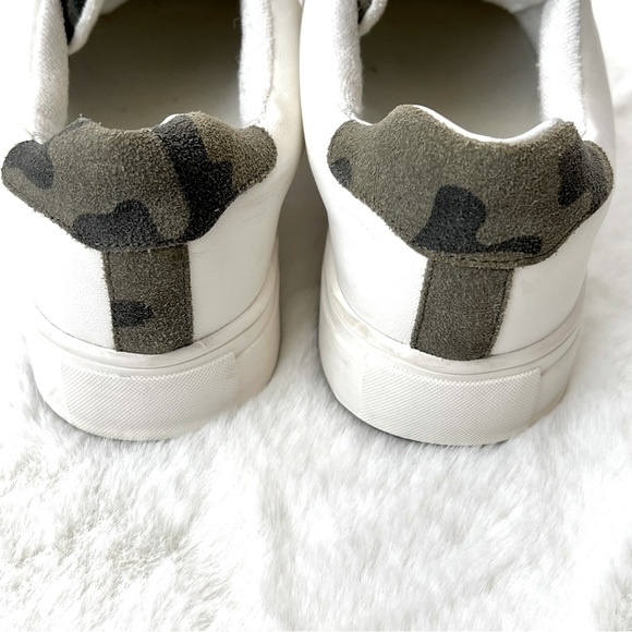 Sanctuary Daytripper Low Top Sneakers White with Camo Accent Size 6M - Picture 11 of 15